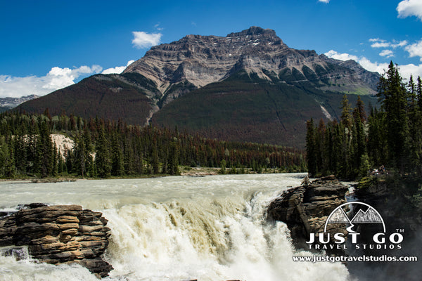 Athabasca falls in Jasper National Park