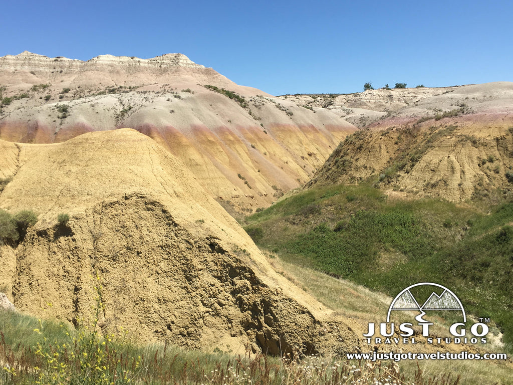 Yellow Mounds Overlook in Badlands National Park