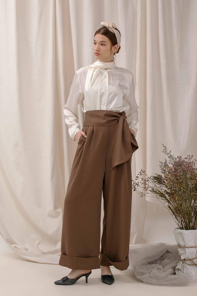 Summer Style To Try: Loose Fitting Trousers for Ladies