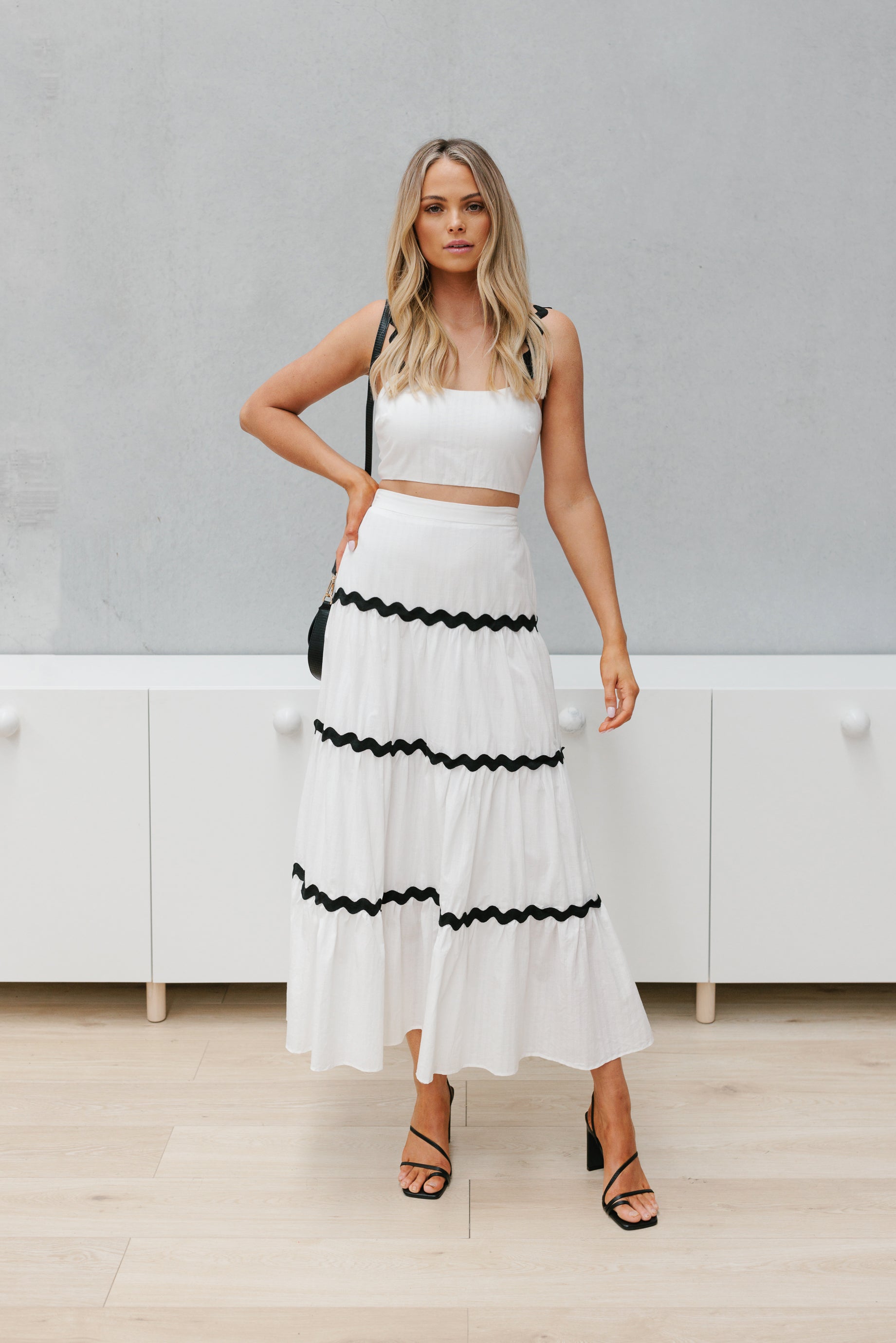 Hylda Set - White/Black