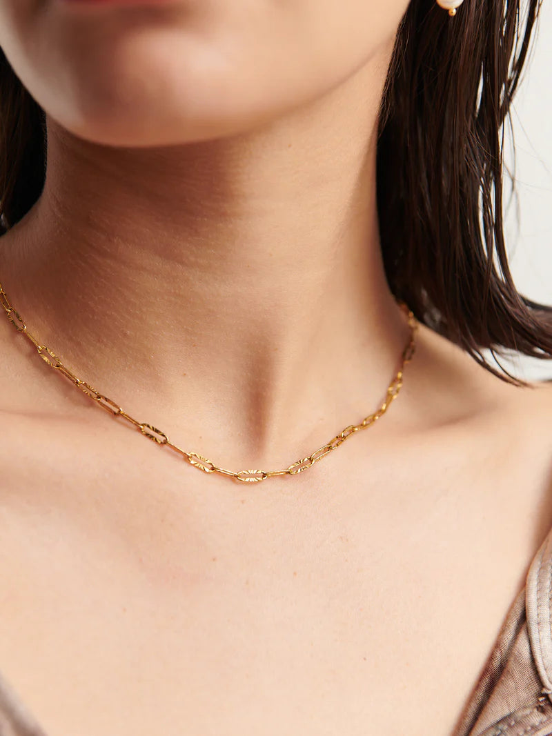 Riveria Textured Necklace - Gold