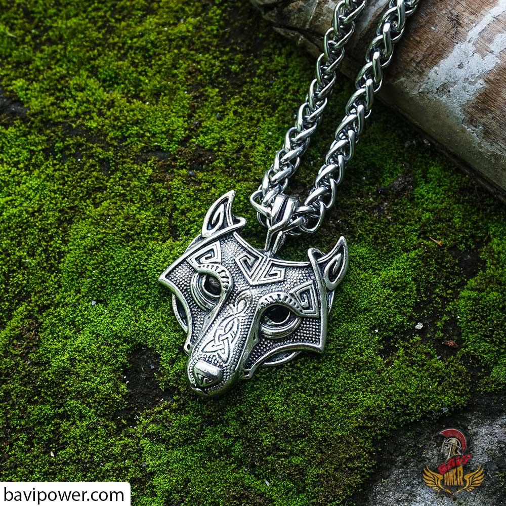 Viking Wolf Head Amulet Pendant 