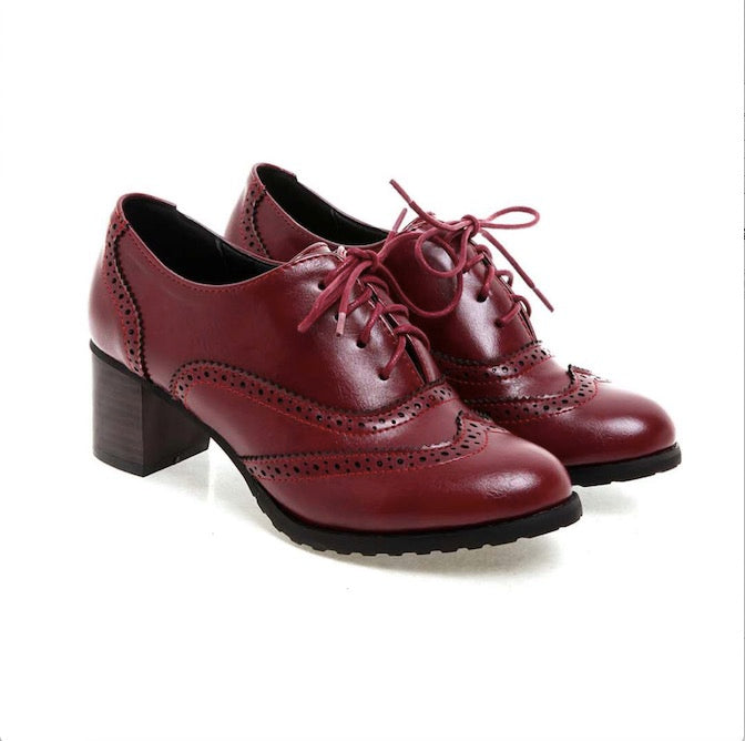 Free Shipping Style Carved Classy Lace up Oxford Shoes – May Your Fashion