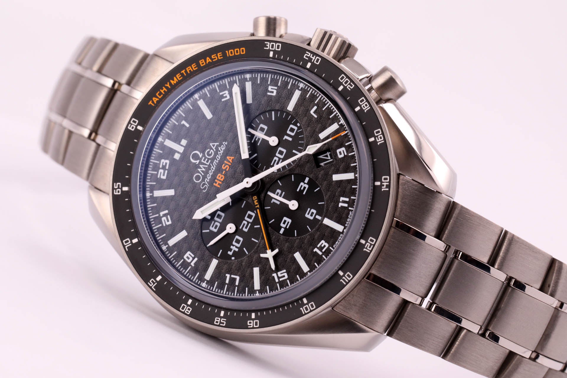 omega speedmaster gmt