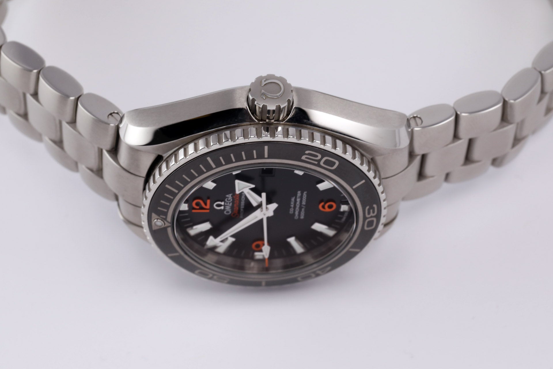 omega seamaster planet ocean 37.5