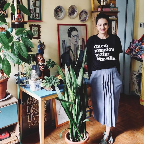 camiseta feminista quem mandou matar marielle puta peita denise pimenta
