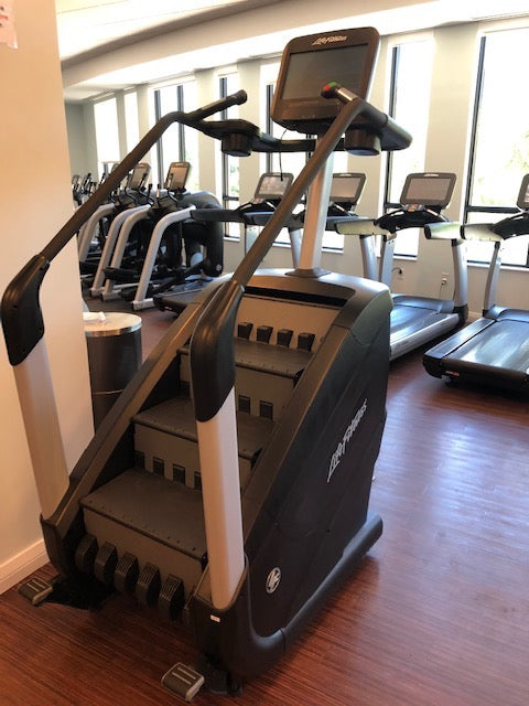 climber stepper life fitness
