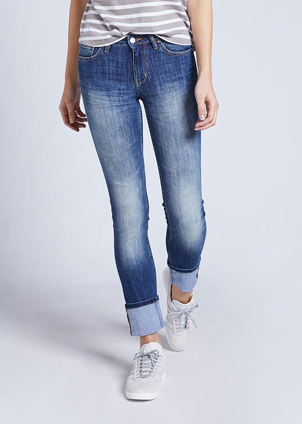 gap raw hem jeans