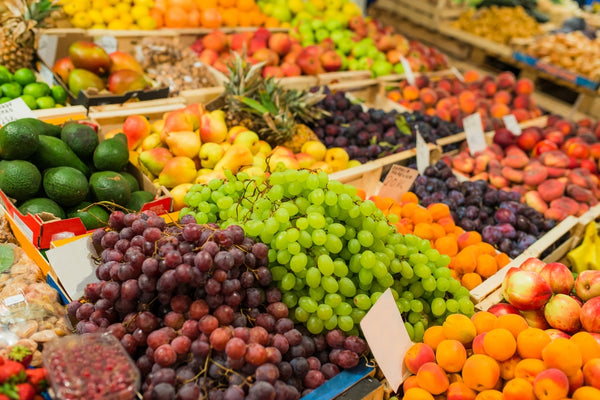 Organic fruit and vegetable market