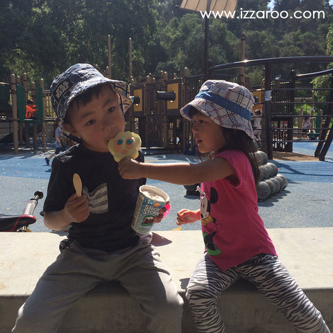 IZZAROO - How to teach kids gratitude and compassion
