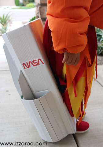 IZZAROO - DIY Flying Astronaut Halloween Costume