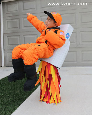 IZZAROO - DIY Flying Astronaut Halloween Costume