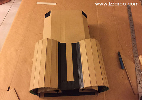 IZZAROO - DIY Flying Astronaut Halloween Costume