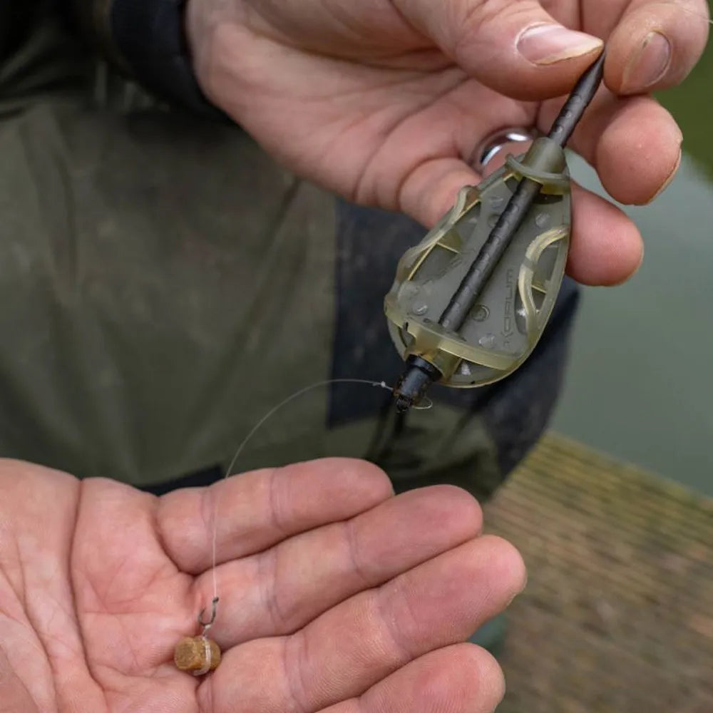 Drennan Carp Feeder Hair Rigs Eyed Barbless Hooks To Nylon – Willy Worms