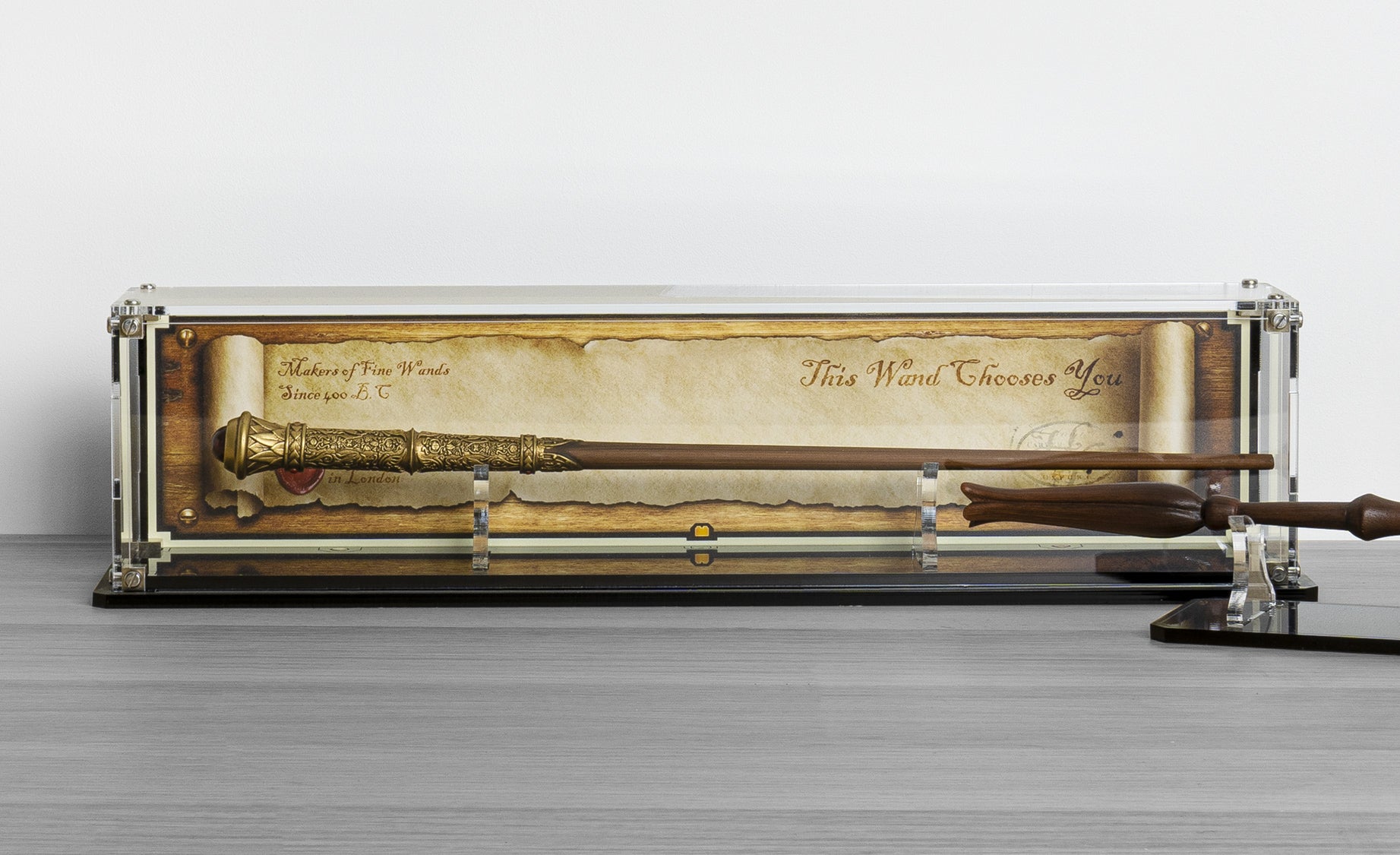 Harry Potter Hogwarts Wand Stand