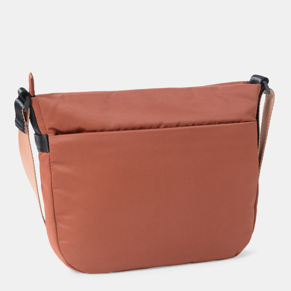 Women's Gravity Medium Crossover Bag|NEW Nova Collection|Hedgren – Official  Hedgren Store