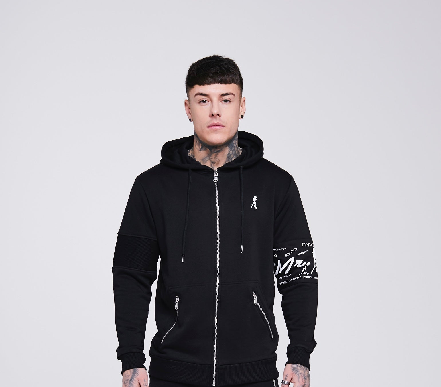 tracksuit with zip pockets