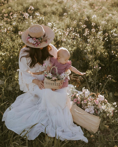 products: Mini Mercado basket bag, Magnolia straw market tote, | image: Chelsea Maras Photography