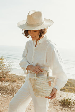 https://leahcalifornia.com/collections/premium-hat-collection/products/soleil-fedora
