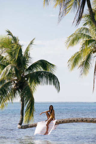 Mejor lugar disfrutar el paraiso en Tahiti con la mantas de playa de Las Bayadas