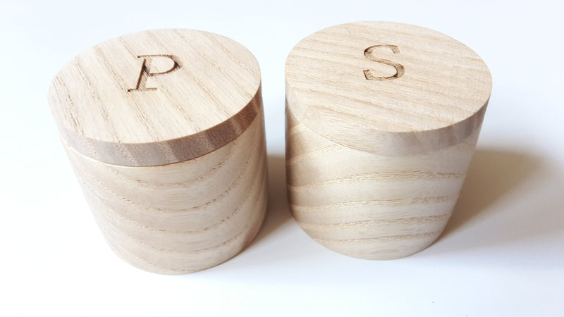 salt and pepper pots