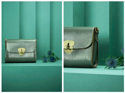 Atelier Scarabée grainy leather pouch with bronze locker 