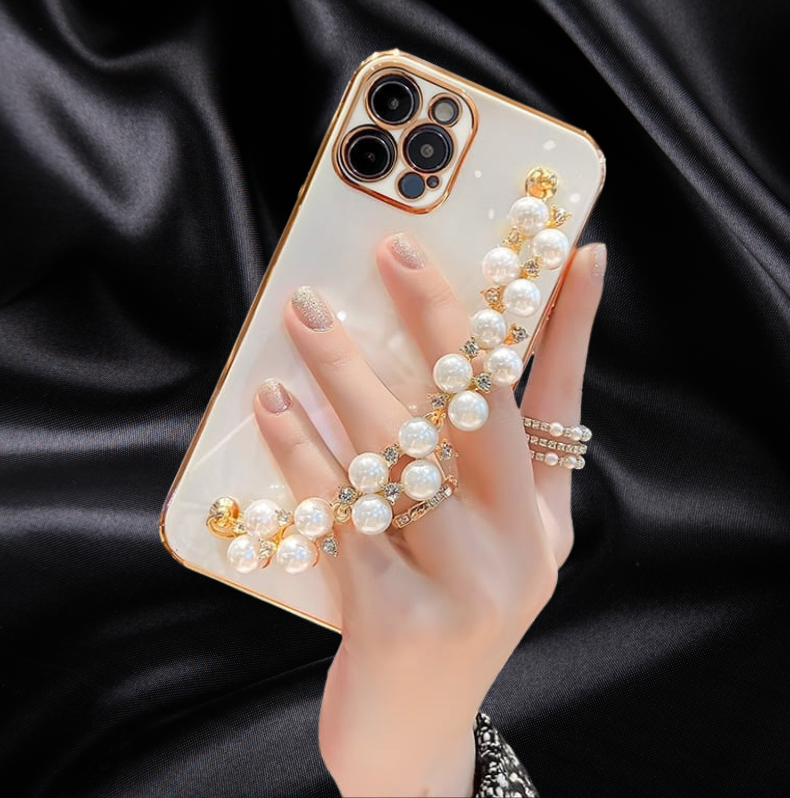 India's largest collection of Luxury iPhone covers for men and women ...