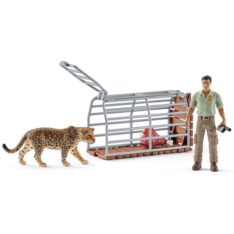 Schleich Ranger with Trap 42427 