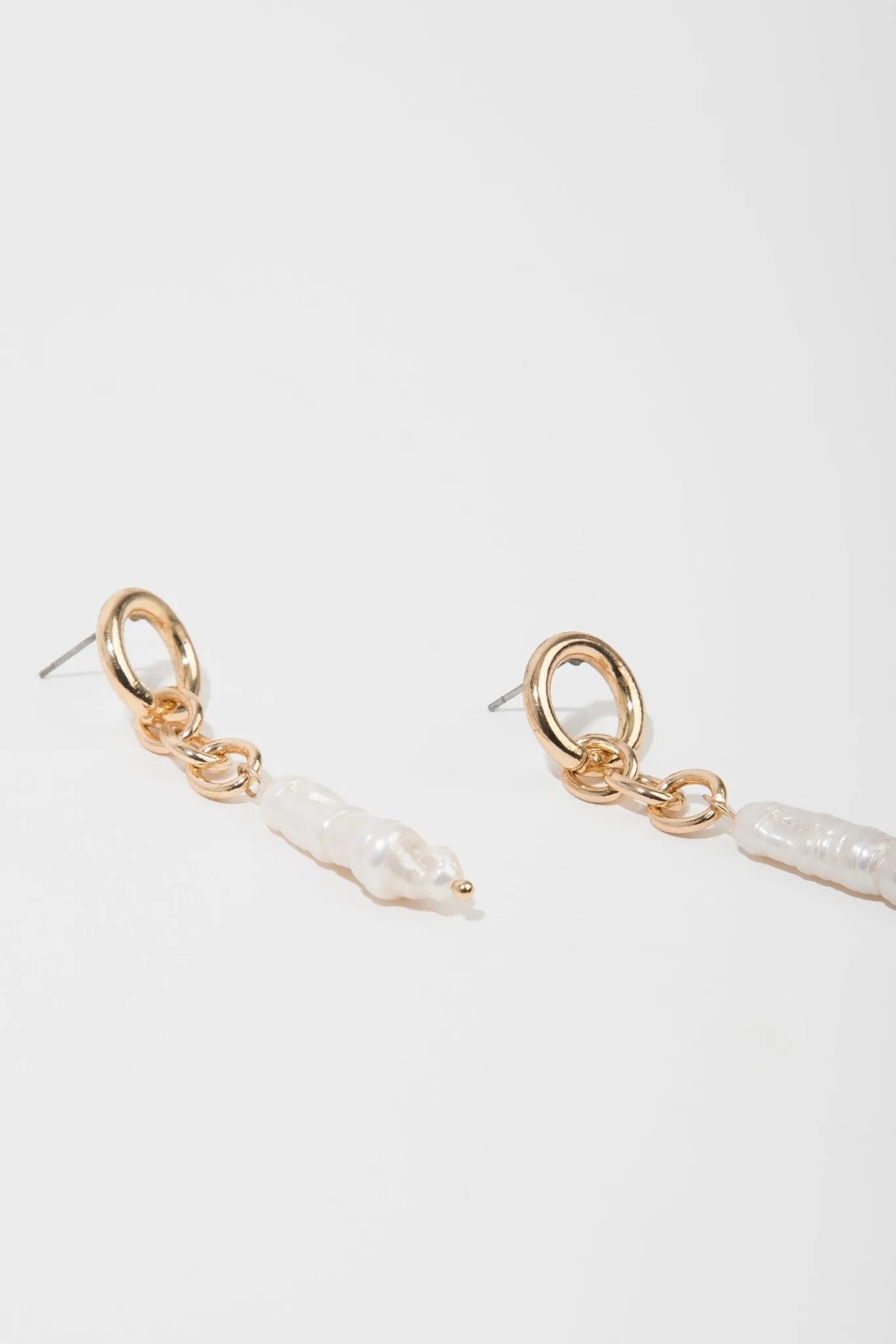 Gold Chain Pearl Drop Earrings