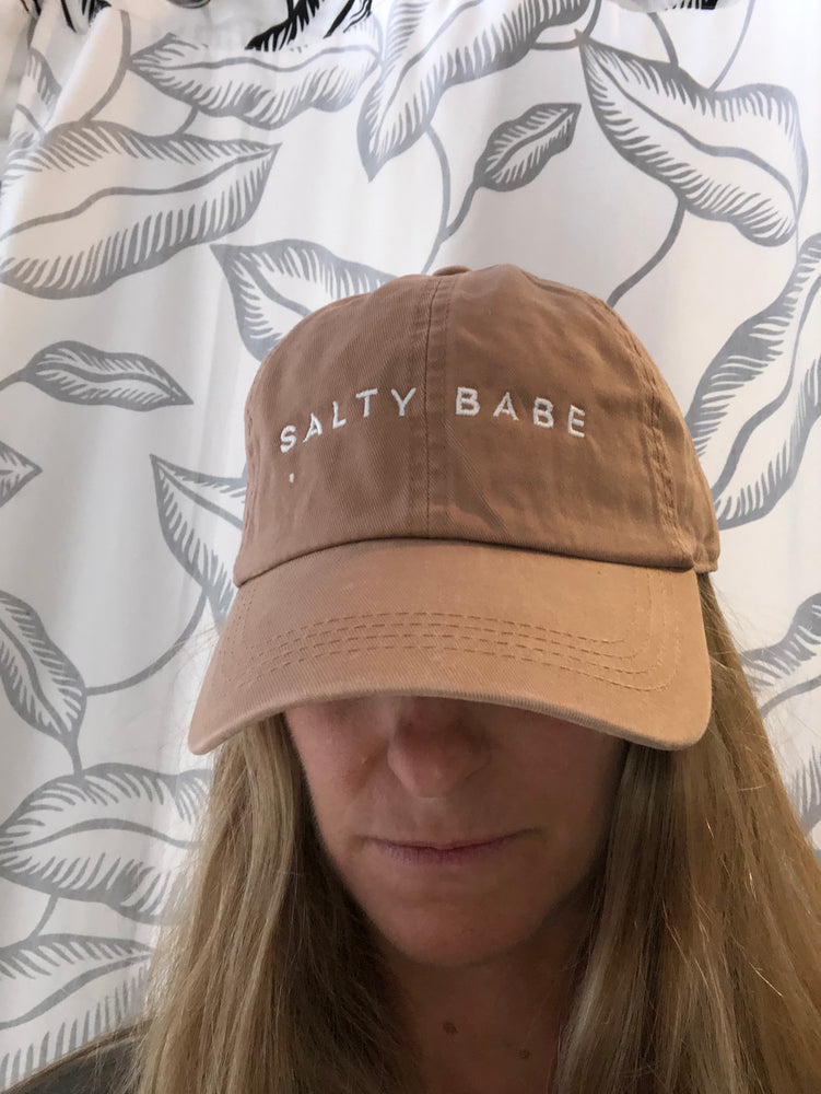 
            
                Load image into Gallery viewer, Salty Babe Classic Washed Hat
            
        