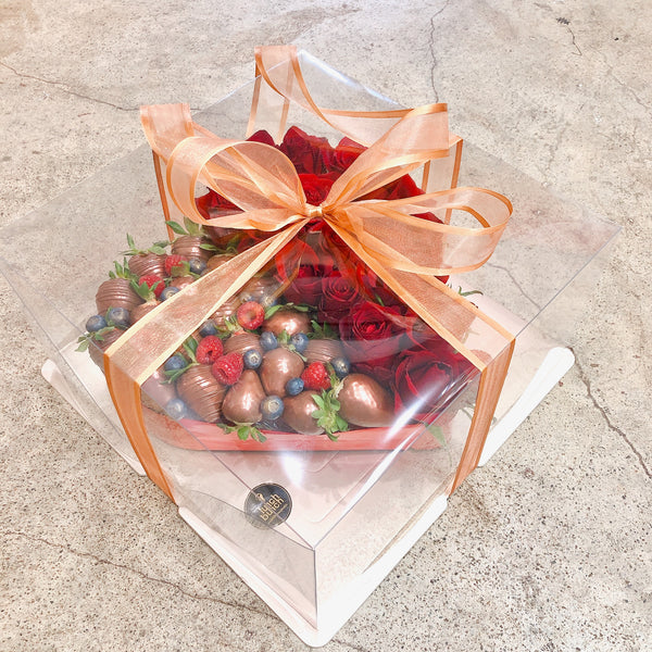 "Love Heart" Chocolate Roses Arrangement Gift, Dessert box Adelaide, Valentines Day chocolate,