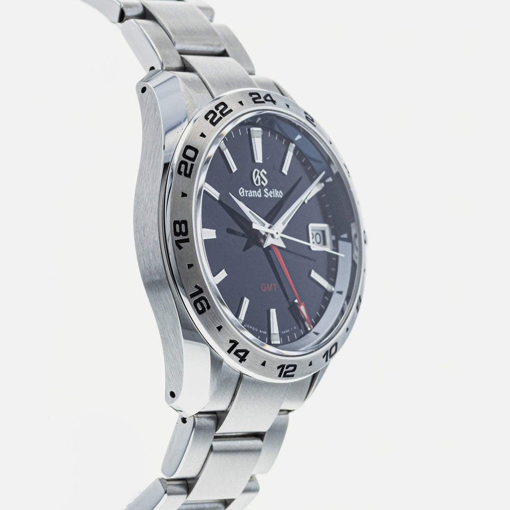 Authentic Used Grand Seiko Sport Quartz SBGN005 Watch (10-10-GRS-9MXNA4)