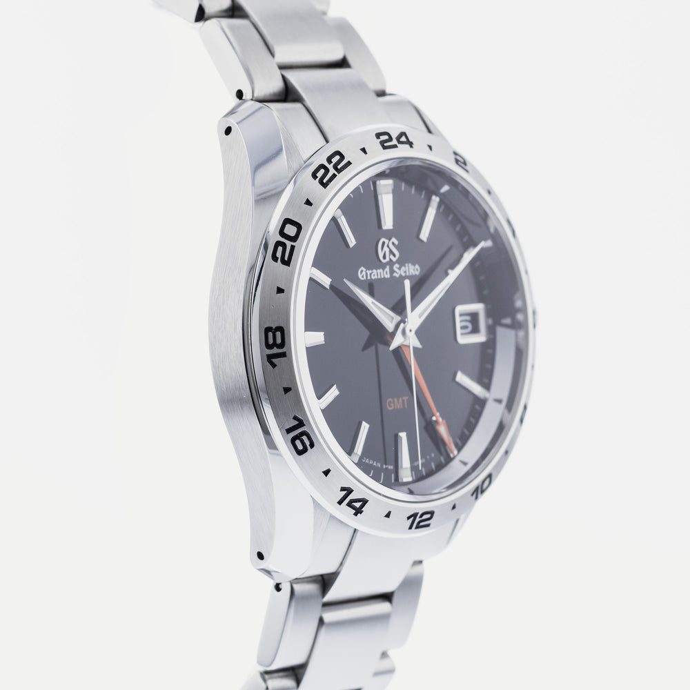 Authentic Used Grand Seiko Sport Quartz Quartz SBGN003 Watch  (10-10-GRS-4H539M)