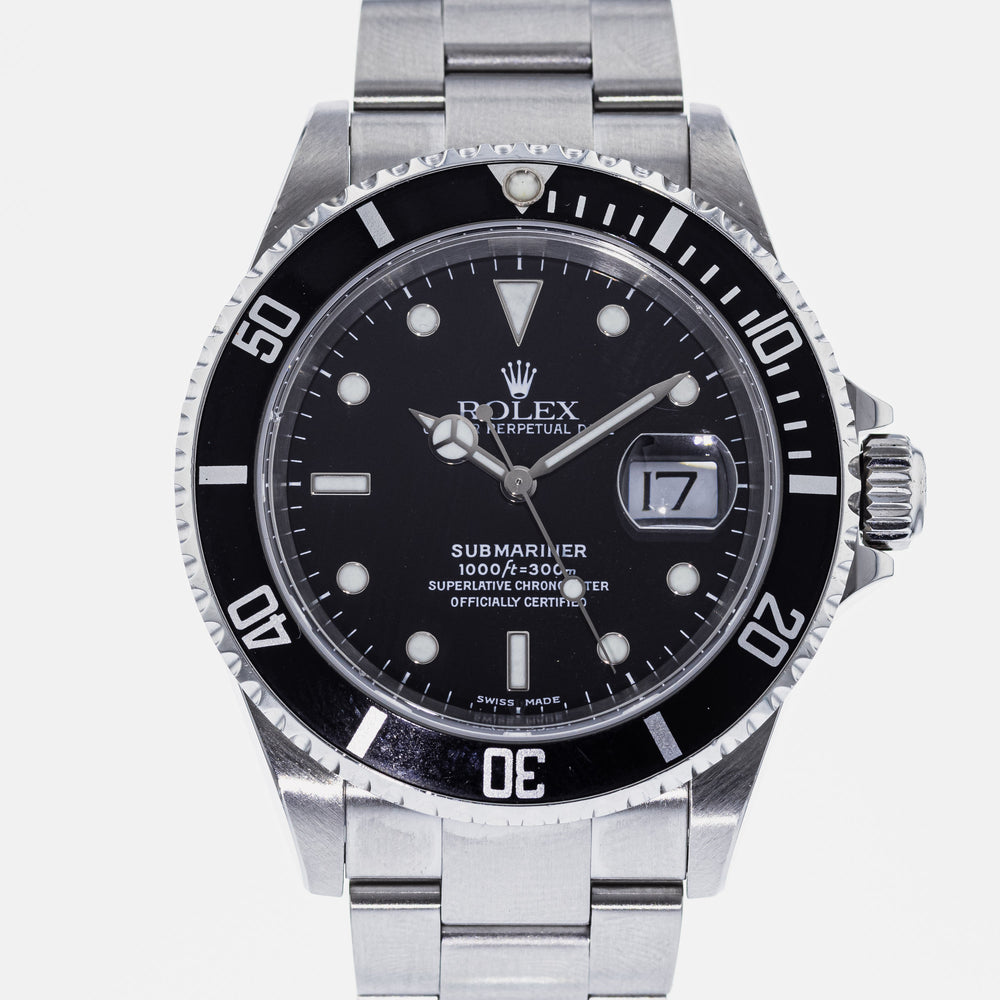 Authentic Used Rolex Submariner 16610 Watch (10-10-ROL-M2DP9T)