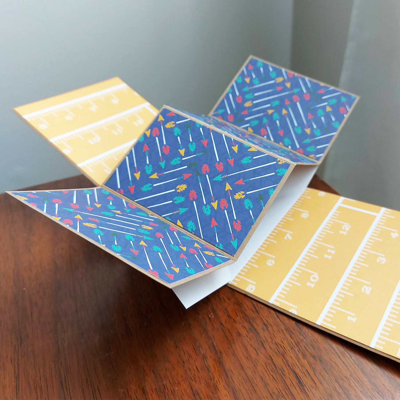 Twisting Pop Up Card Template