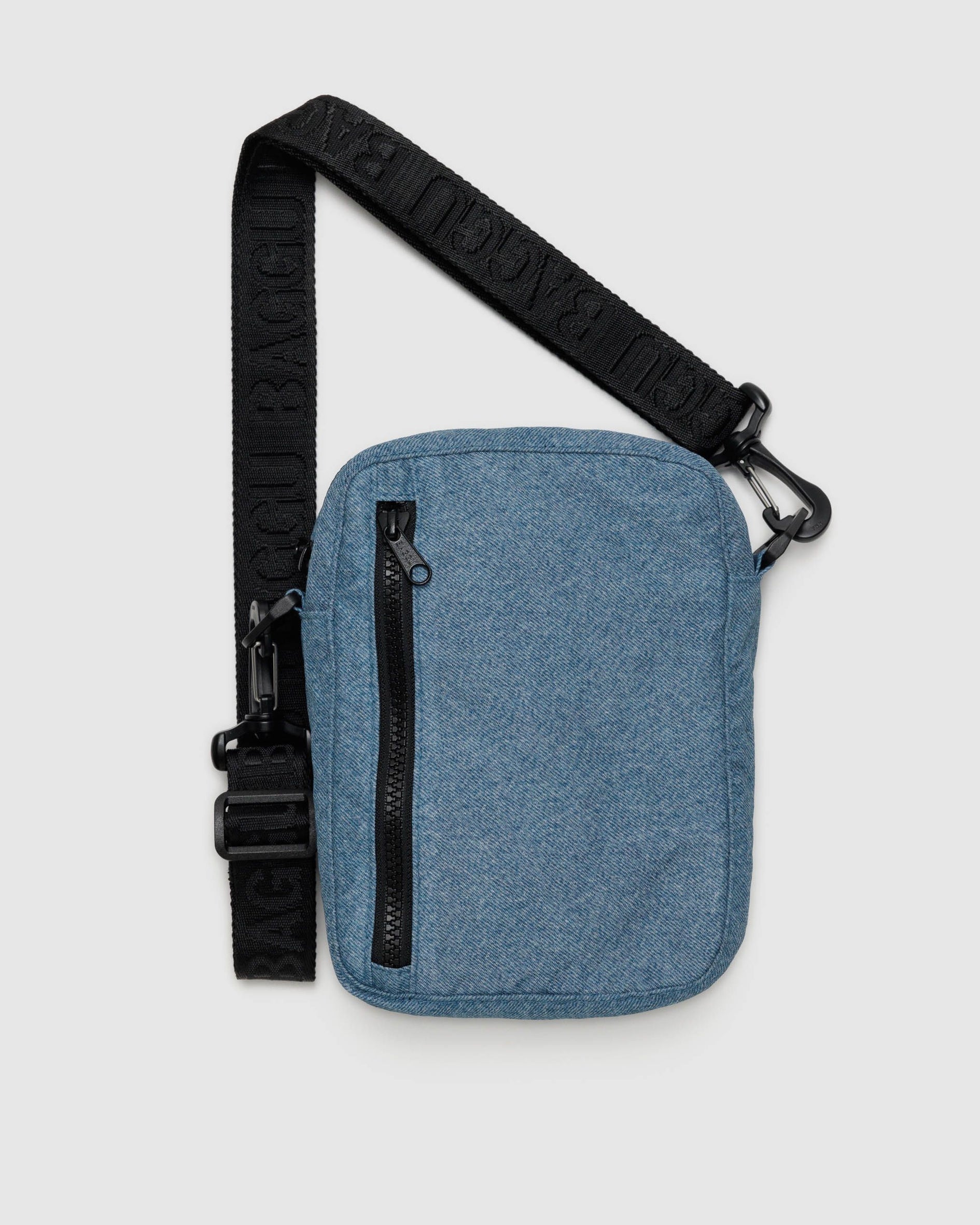 Sport Crossbody