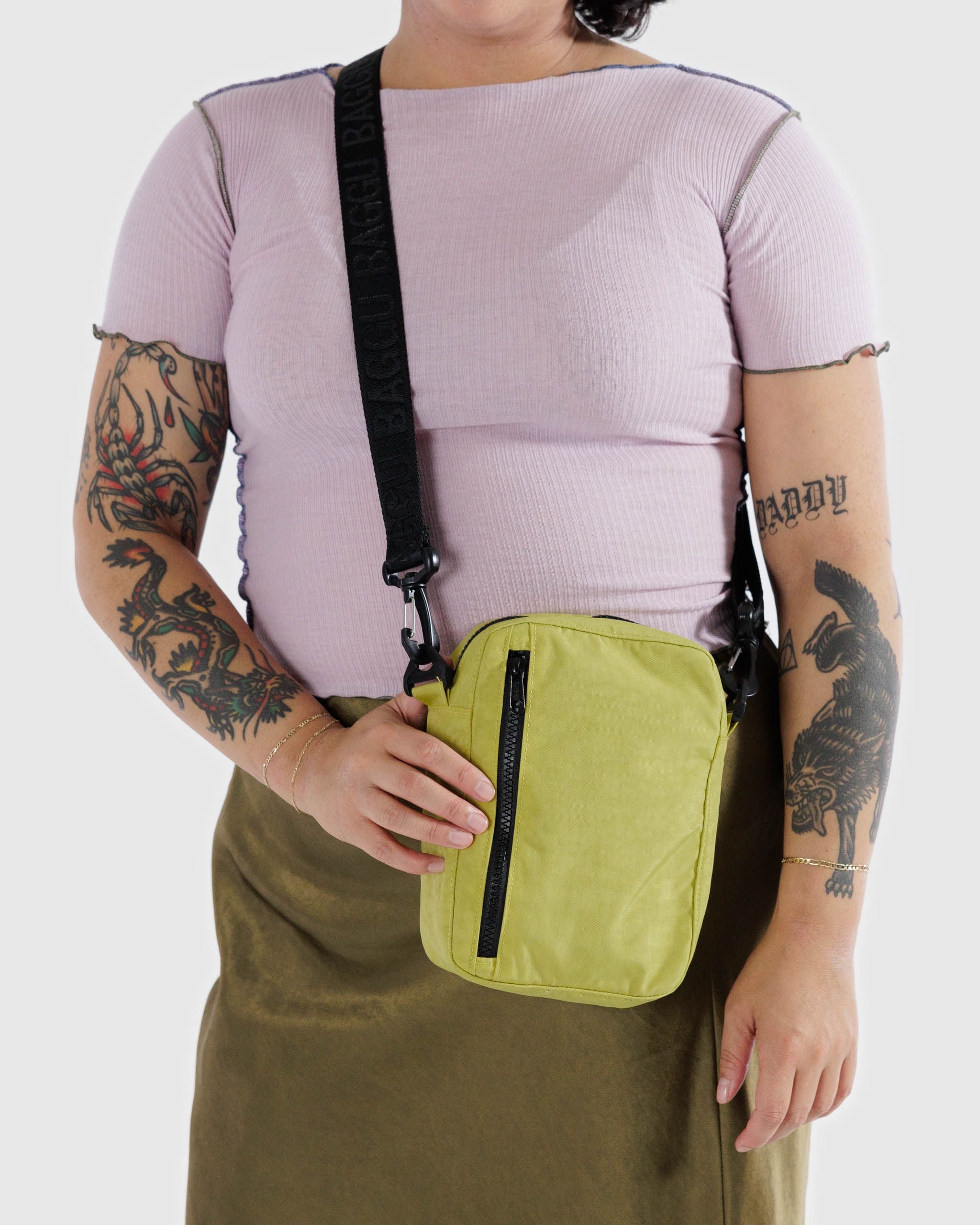 Sport Crossbody