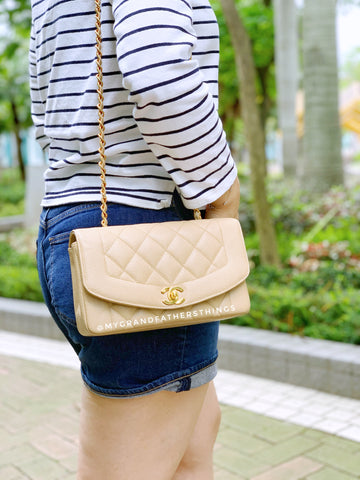 beige chanel diana bag