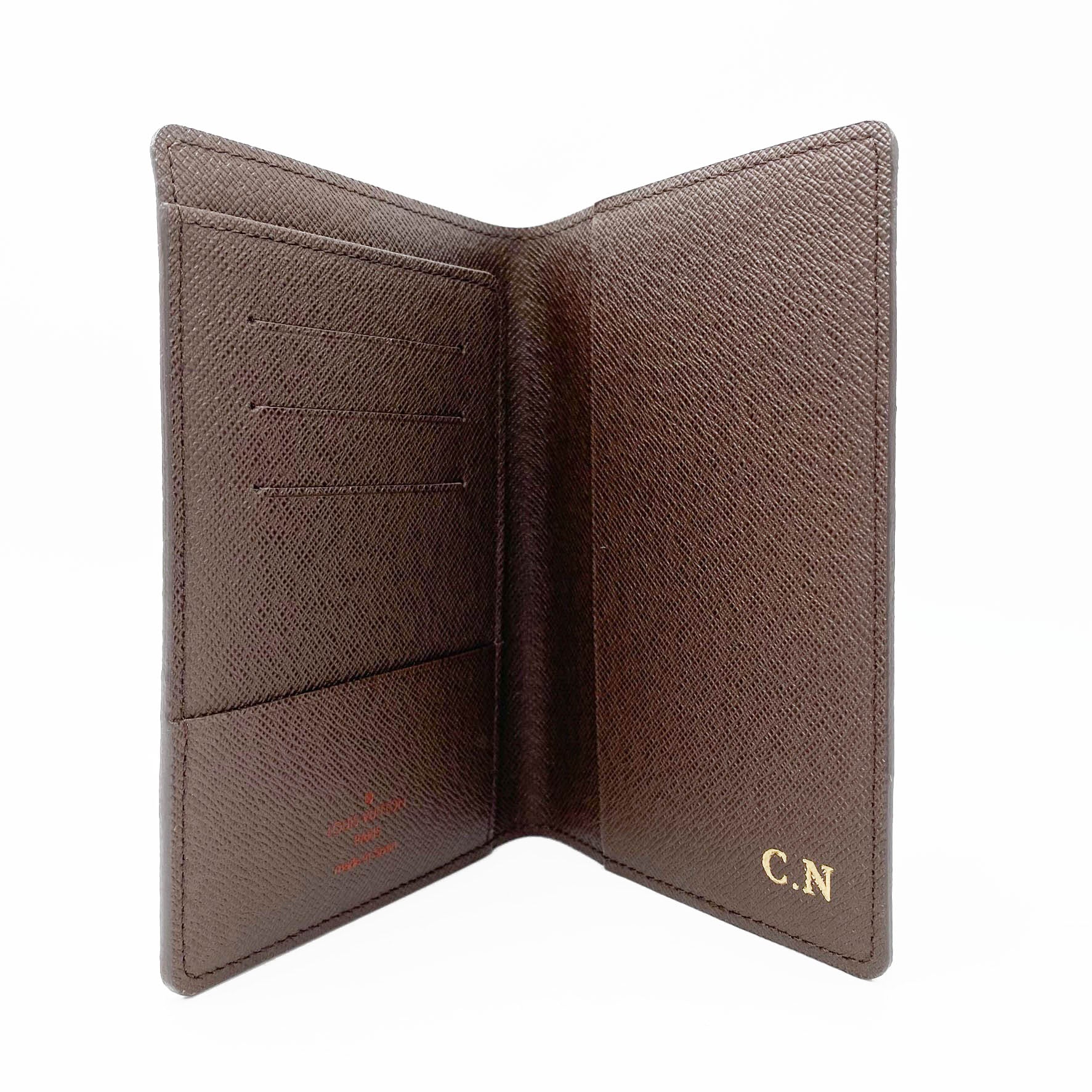 Louis Vuitton Passport Cover Damier Brown 2026931