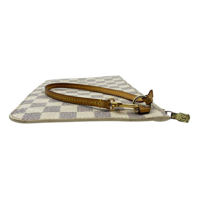 louis vuitton neverfull wristlet strap