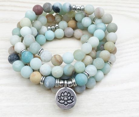 Bracelet Mala "lotus" perles d'amazonite