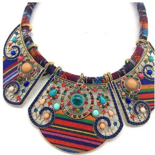 Collier ethnique multicolor