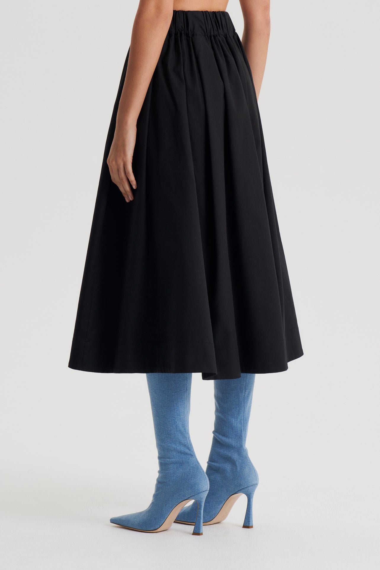 wide-cargo-skirt-black