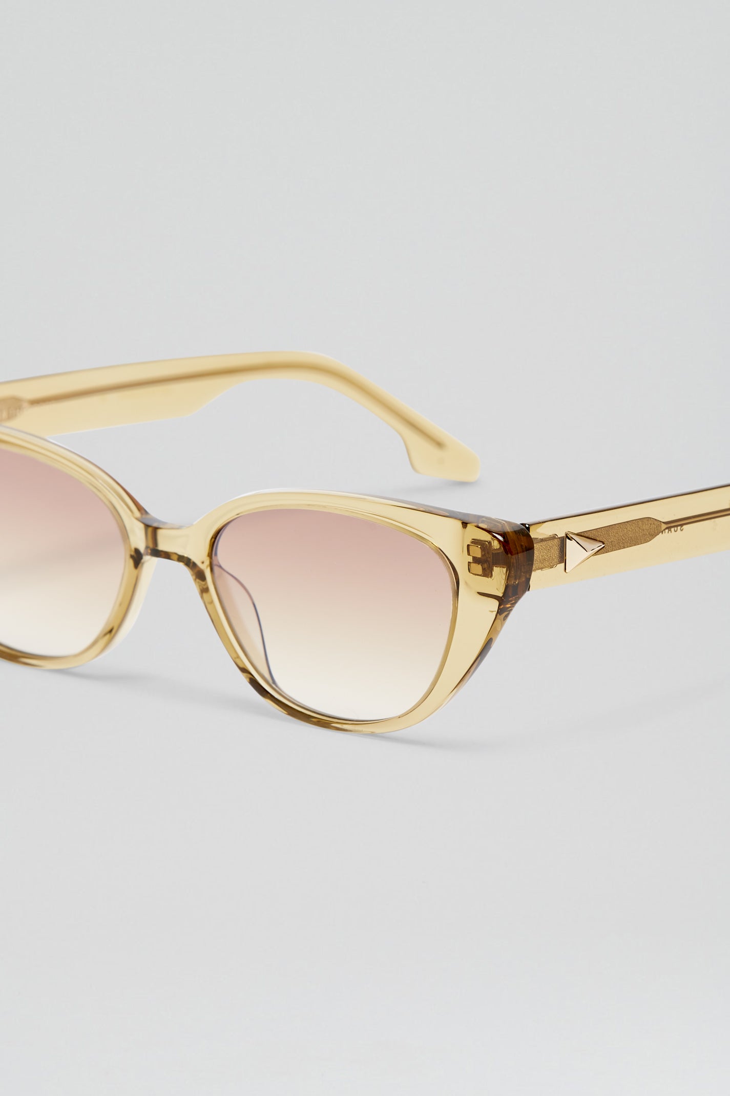 st-feline-oval-sunglasses-sahara