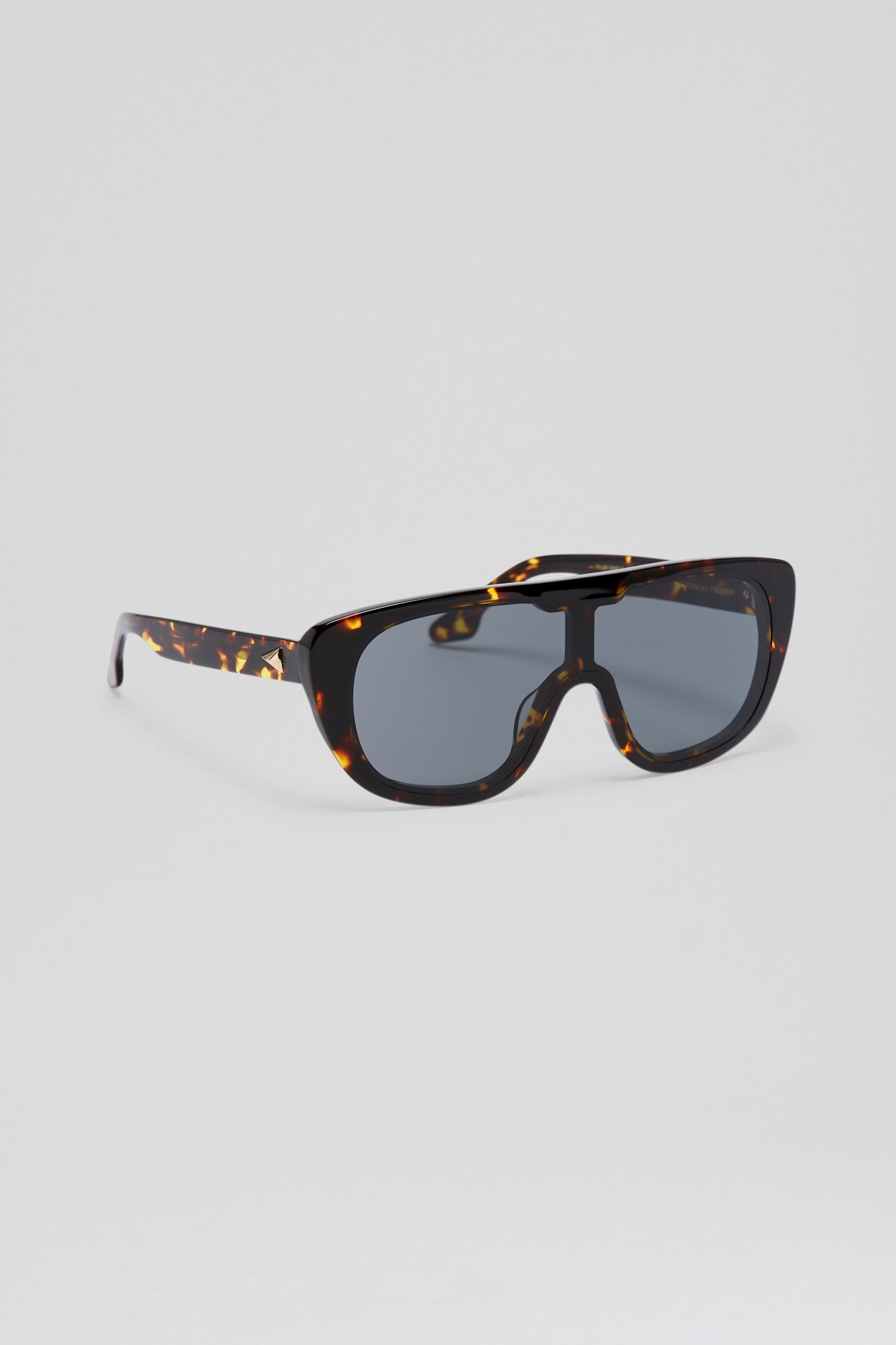 st-pilot-shield-sunglasses-tortoiseshell