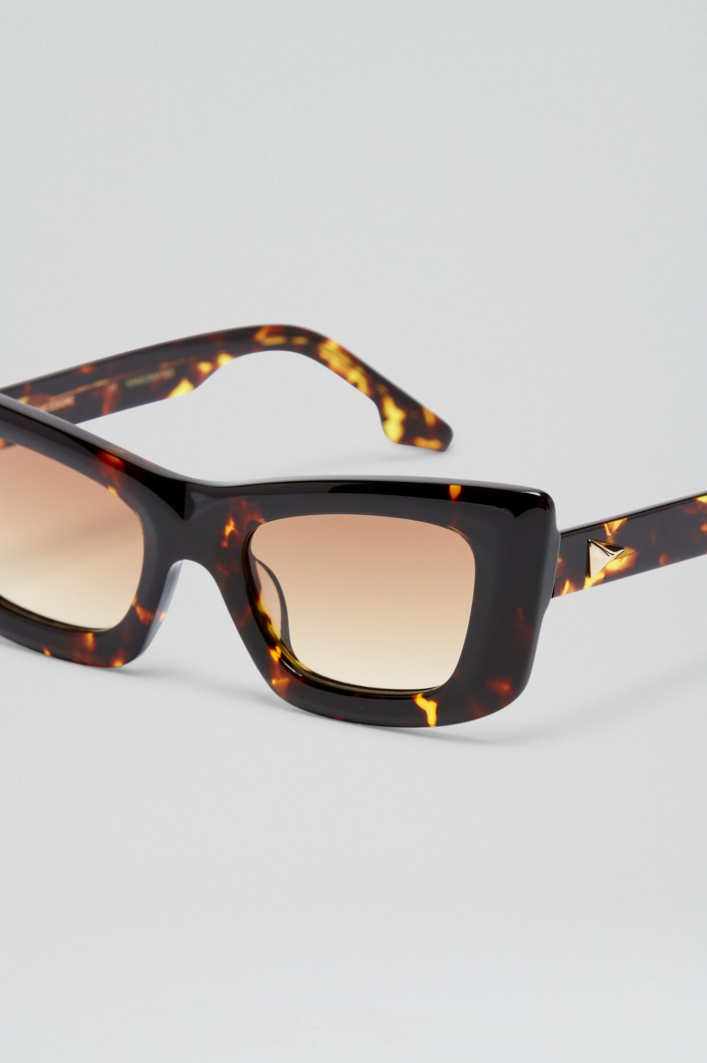 st-angular-cat-sunglasses-tortoiseshell