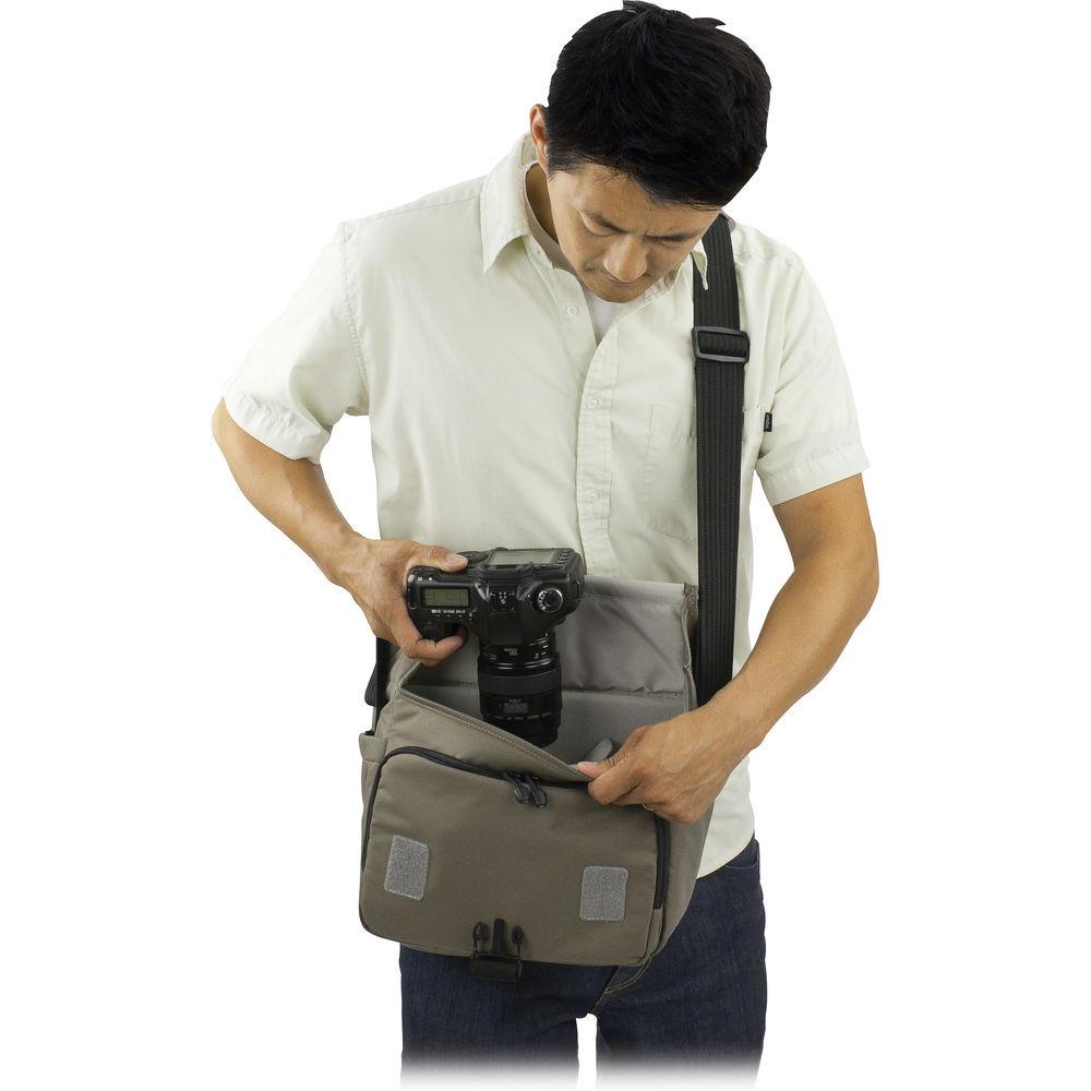 lowepro event messenger 150 camera bag