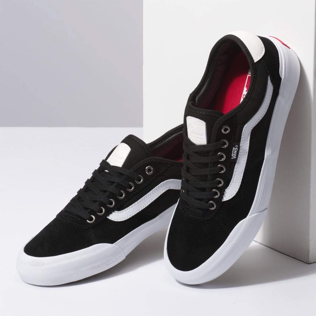 vans chima pro 2 black white