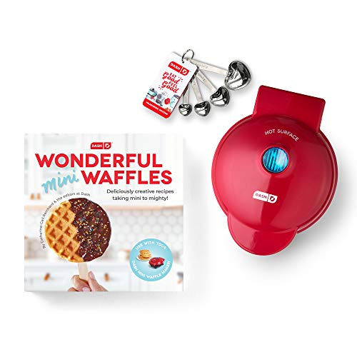 Great American USA Waffle Maker for 4th of July Parties - Make Giant 7.5  Patriotic Waffles or Pancakes - Electric Nonstick Waffler Iron w America  Spirit, Holiday Pool Party Fun or Summer