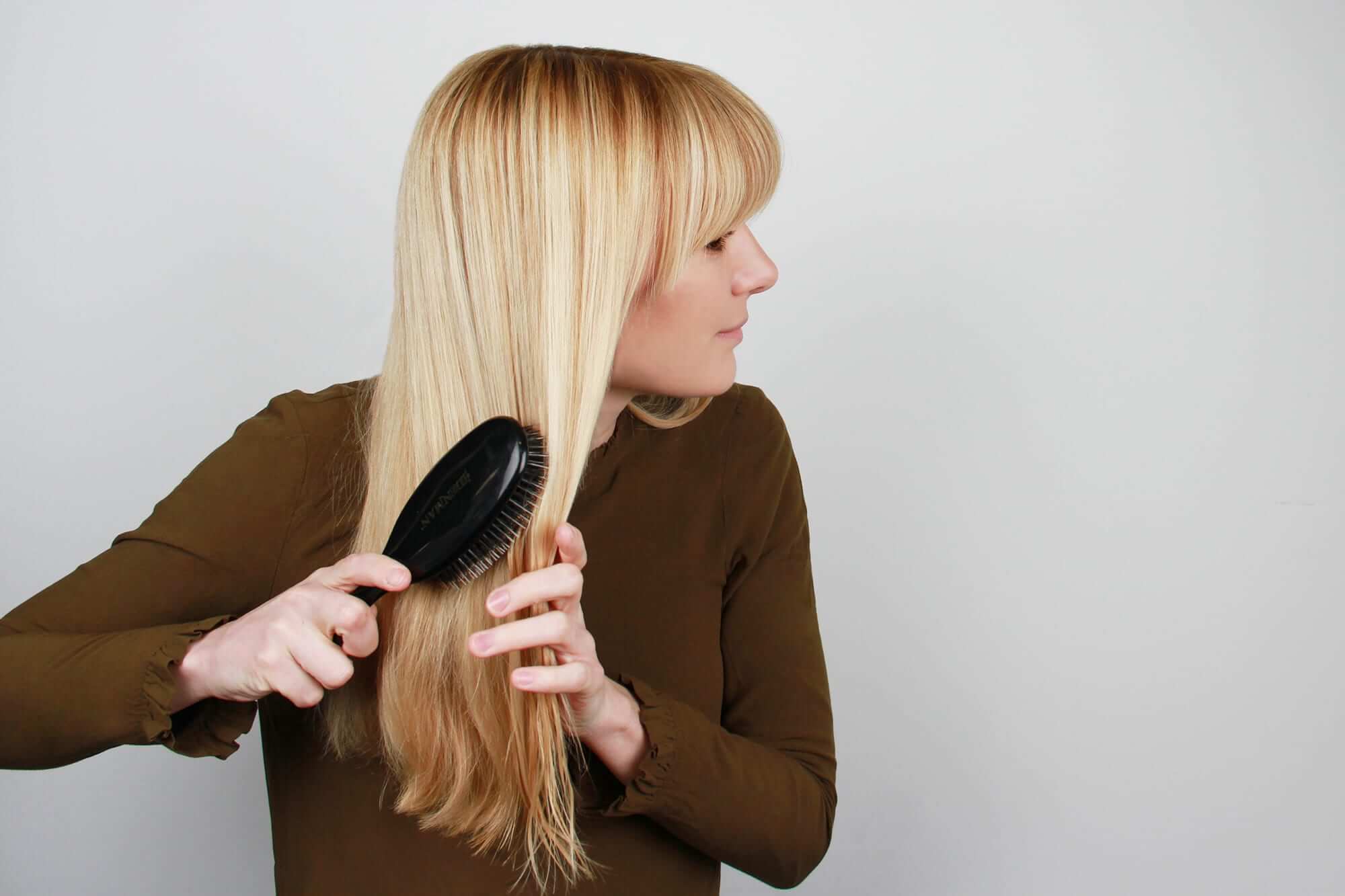 how to brush you hair